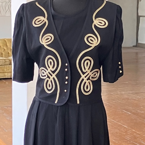 JBS vintage, black, and gold medal length dress - Picture 8 of 10